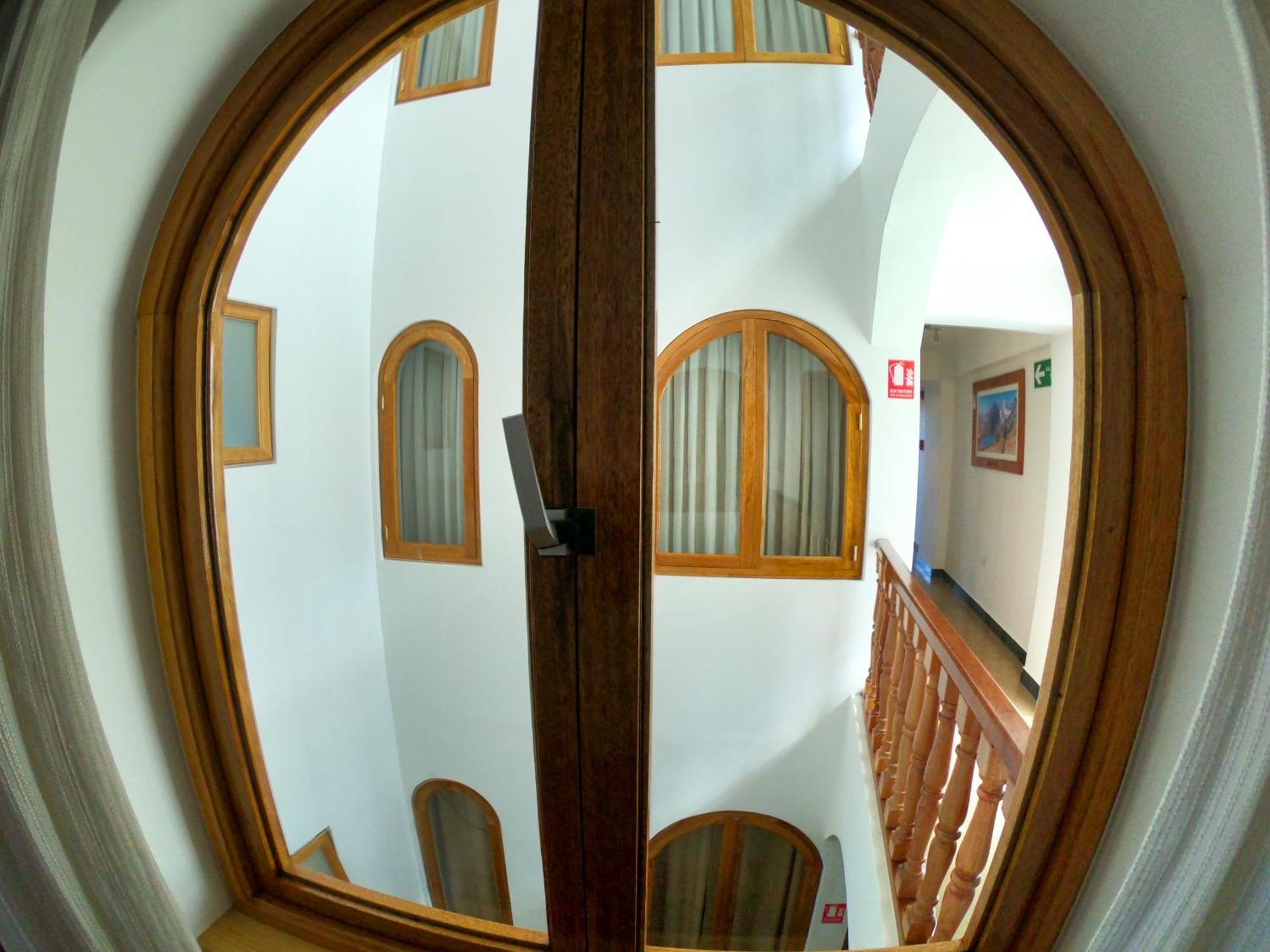Akilpo Home Huaraz  Bilik gambar
